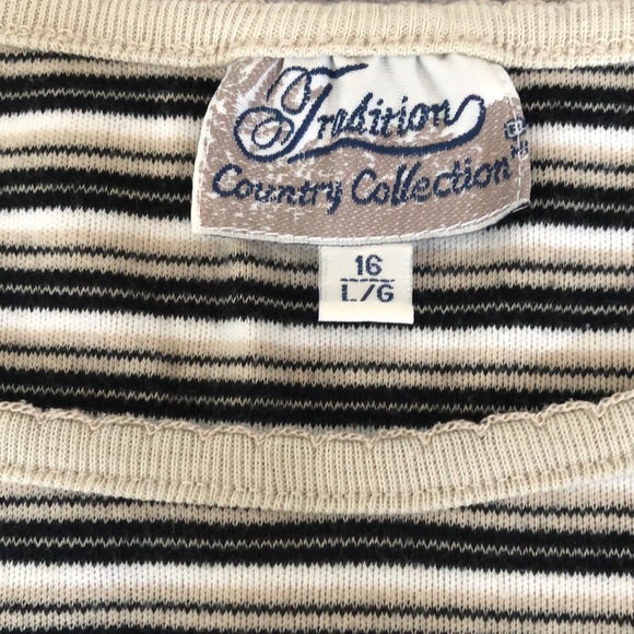 ⭐️ 2/$10 ⭐️ Striped Tank Top from Tradition - Picture 4 of 5